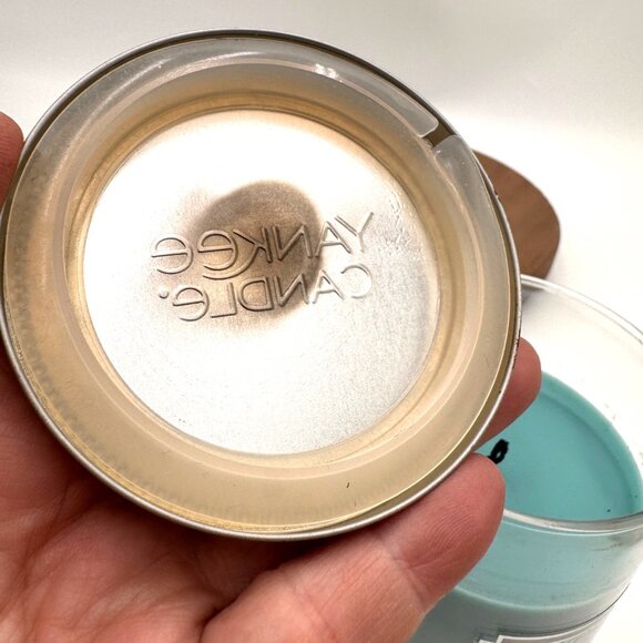 Yankee Candle Catching Rays 7oz Single Wick set of two 2 7oz and 12 oz lit one - Picture 12 of 16